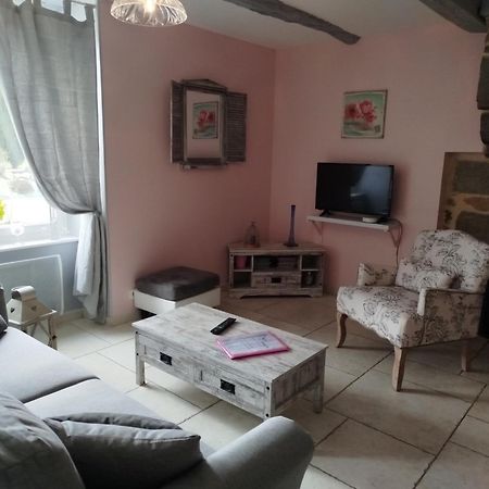La Ferme D' Emerentine Bacilly Εξωτερικό φωτογραφία